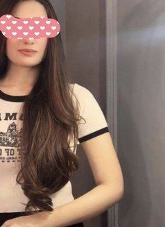 Yamini - escort in Noida Photo 2 of 4