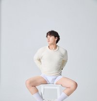 Yan Kim - Male escort in İstanbul