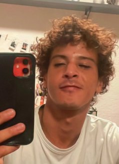 Yan Wergeld - Male escort in Madrid Photo 3 of 4