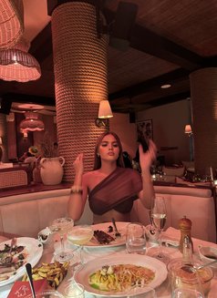 Yana Jenner - Transsexual escort in Bangkok Photo 16 of 19