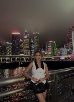 Yana Jenner - Transsexual escort in Bangkok Photo 18 of 19