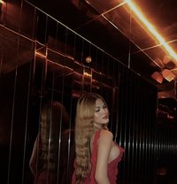 Yana Jenner - Acompañantes transexual in Bali