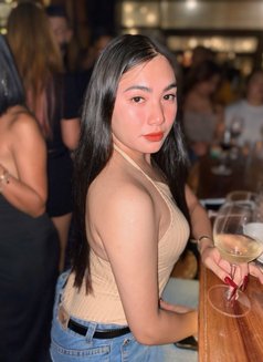 Yana Samson - Acompañantes transexual in Manila Photo 10 of 10
