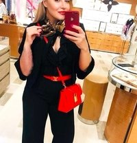 Yana Stone - Acompañante in Dubai Photo 2 of 8