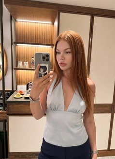Yana - escort in Hong Kong Photo 4 of 4