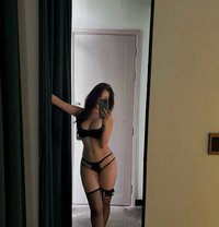 Yang - escort in Doha