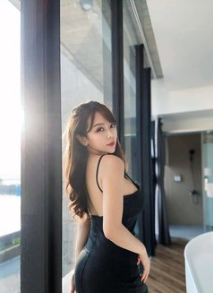 Yangziyi - escort in Guangzhou Photo 7 of 7