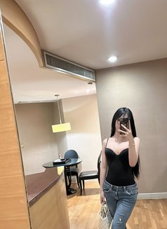 Yanin New Ladyboy - Intérprete transexual de adultos in Bangkok Photo 6 of 7