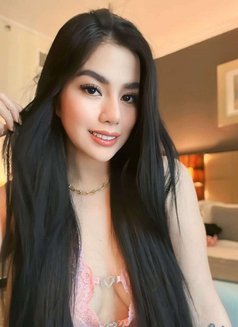Yanma - escort in Doha Photo 1 of 5