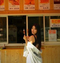 Yanna Eun - puta in Osaka