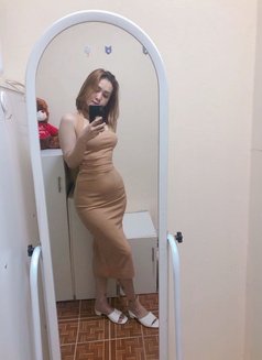 Yanna - escort in Riyadh Photo 2 of 4