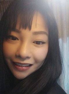 Yanna - escort in Dubai Photo 1 of 2