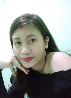 Yanna - escort in Dubai Photo 4 of 8