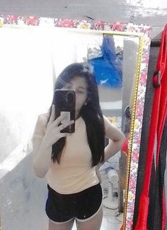 Yanna - escort in Dubai Photo 6 of 8