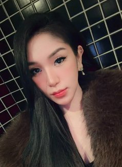 Yanna Kim - escort in Manila Photo 9 of 9