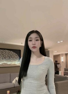 Yanna Yve - escort in Manila Photo 5 of 8