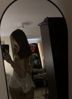 Yanne - escort in Cebu City Photo 6 of 7