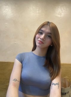 Yannnyyy - Transsexual escort in Manila Photo 2 of 6