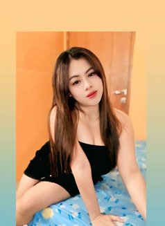 Yanti - escort in Bali Photo 1 of 2