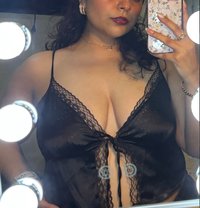 Yara - escort in Cairo