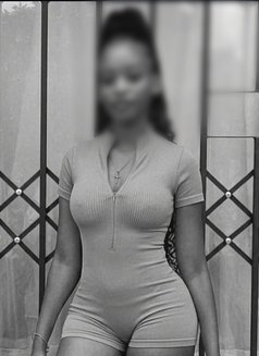 Yara - escort in Nairobi Photo 1 of 3