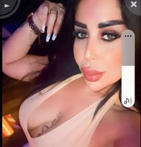 Yara - escort in Beirut Photo 5 of 5