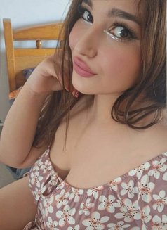 Yara - escort in Beirut Photo 10 of 10
