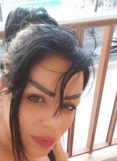 Yara - escort in Beirut Photo 8 of 9