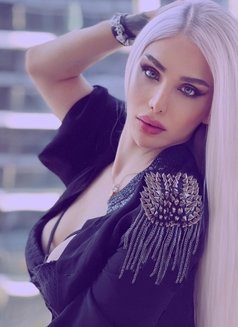 Arab “Yaraa” - Transsexual escort in Dubai Photo 10 of 19