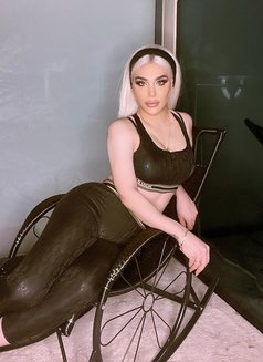 Arab “Yaraa” - Transsexual escort in Dubai Photo 7 of 18