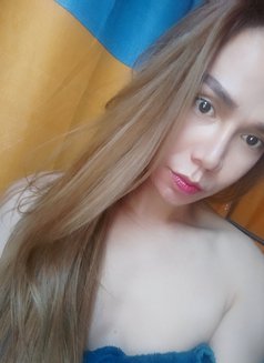 Yari - Transsexual escort in Dubai Photo 6 of 20