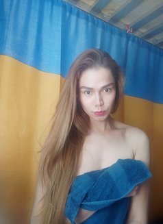 Yari - Transsexual escort in Dubai Photo 7 of 20