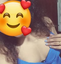 Yasara - Transsexual escort in Colombo