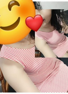 Yasara - Transsexual escort in Colombo Photo 5 of 6