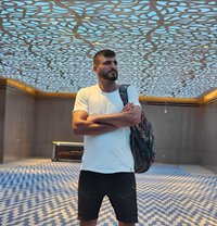 Yaser Promassage - Male escort in Beirut