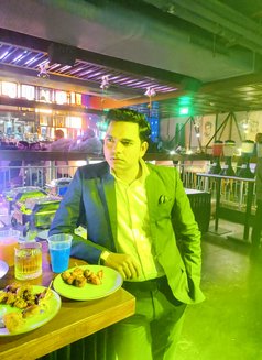 Yash 89 - Male escort in Noida Photo 2 of 2