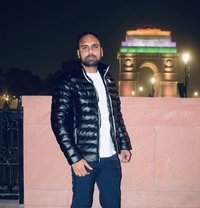 Yash JAAT - Acompañantes masculino in New Delhi