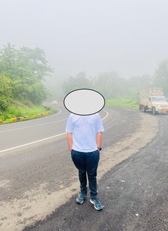 Yash - Male escort in Bangalore Photo 3 of 3