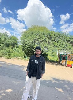 Yash - Male escort in Chandigarh Photo 2 of 2