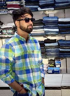Yash - Male escort in Jaipur Photo 1 of 1