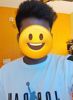 Yash - Male escort in Kolkata Photo 4 of 5