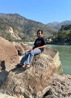 Yash - Male escort in New Delhi Photo 5 of 5