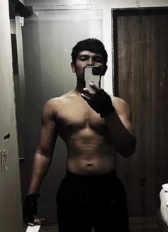 Yash - Male escort in Pune Photo 1 of 3