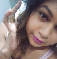 Yash Kushee - Acompañantes transexual in Colombo