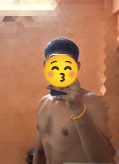 Yash only for female - Male escort in Mumbai Photo 2 of 6