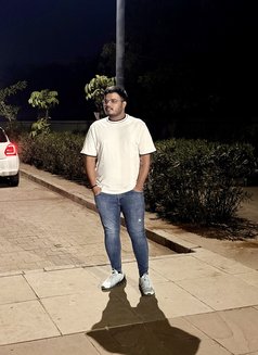 Yash Patel - Male escort in Mumbai Photo 8 of 8