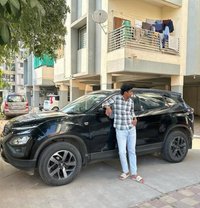 Yash Rohera - Acompañantes masculino in Ahmedabad