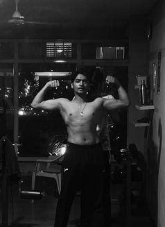 Yash Rohera - Male escort in Ahmedabad Photo 2 of 2