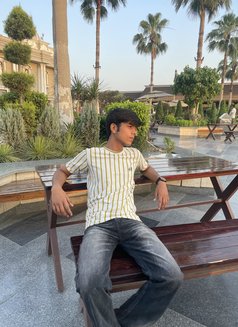 Yashhh - Male escort in New Delhi Photo 22 of 30