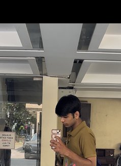 Yashhh - Male escort in New Delhi Photo 24 of 30